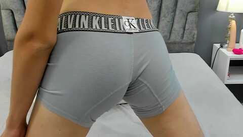 boleyn_lovell @ chaturbate on 20240803