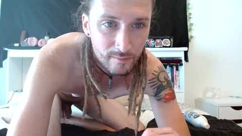 hippieviking69 @ chaturbate on 20240803