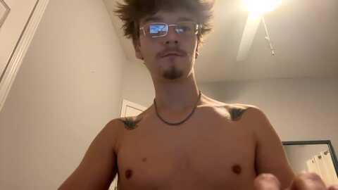 skinnywhiteboy23 @ chaturbate on 20240803